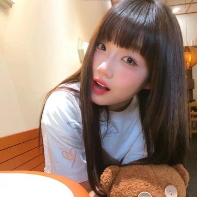 人群中的孩童